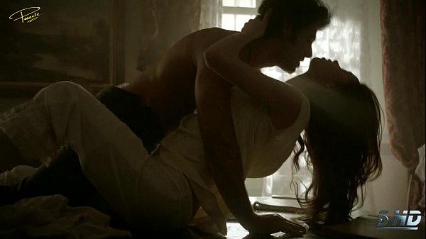 Dafne Fernandez Follando en Tierra de Lobos