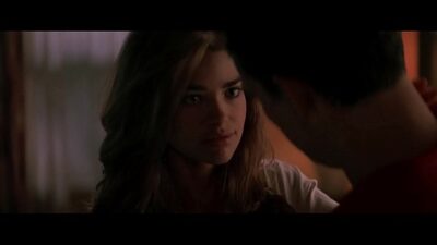 Denise Richards Follando en Wild Things