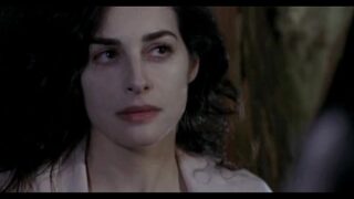 Amira Casar mamando en Anatomy of Hell