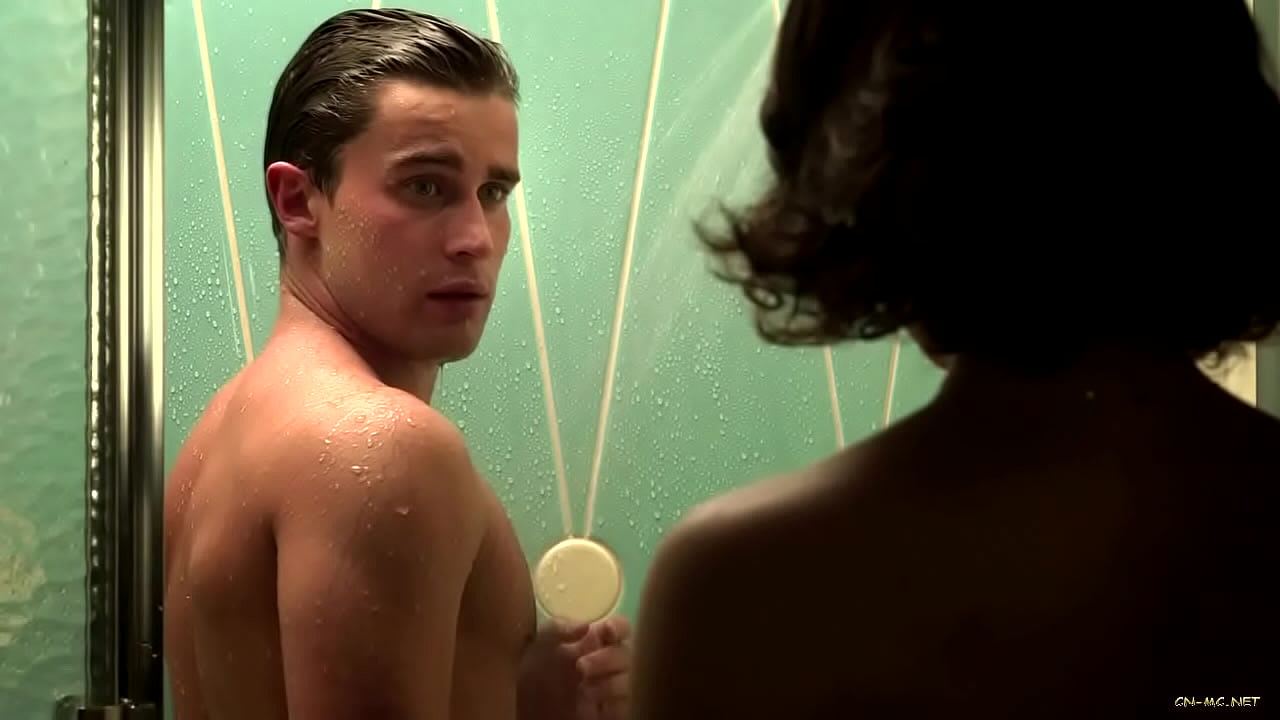 Dominik Garcia Lorido cogiendo en Magic City