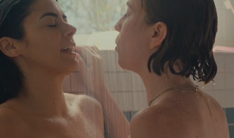 Lorenza Izzo and Hannah Einbinder Lesbian and  Hacks S03E02 (2024)